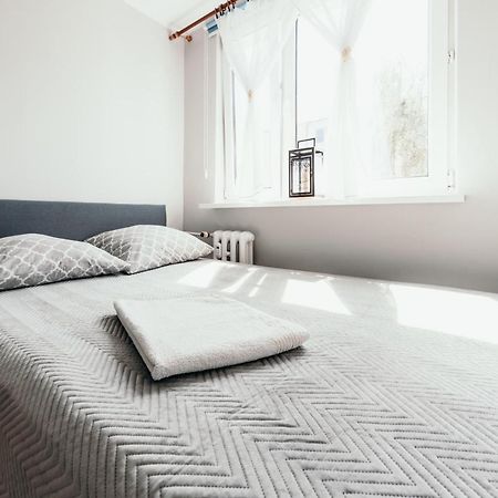 Spacious 3 Bedroom Apartament Near Olivia Business Center 格但斯克 外观 照片